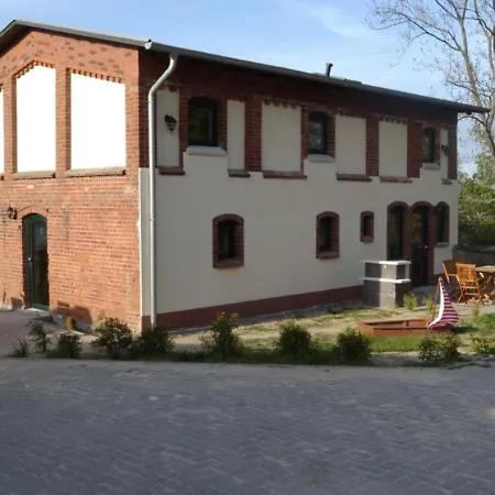 Schoenes In Bastorf Am *